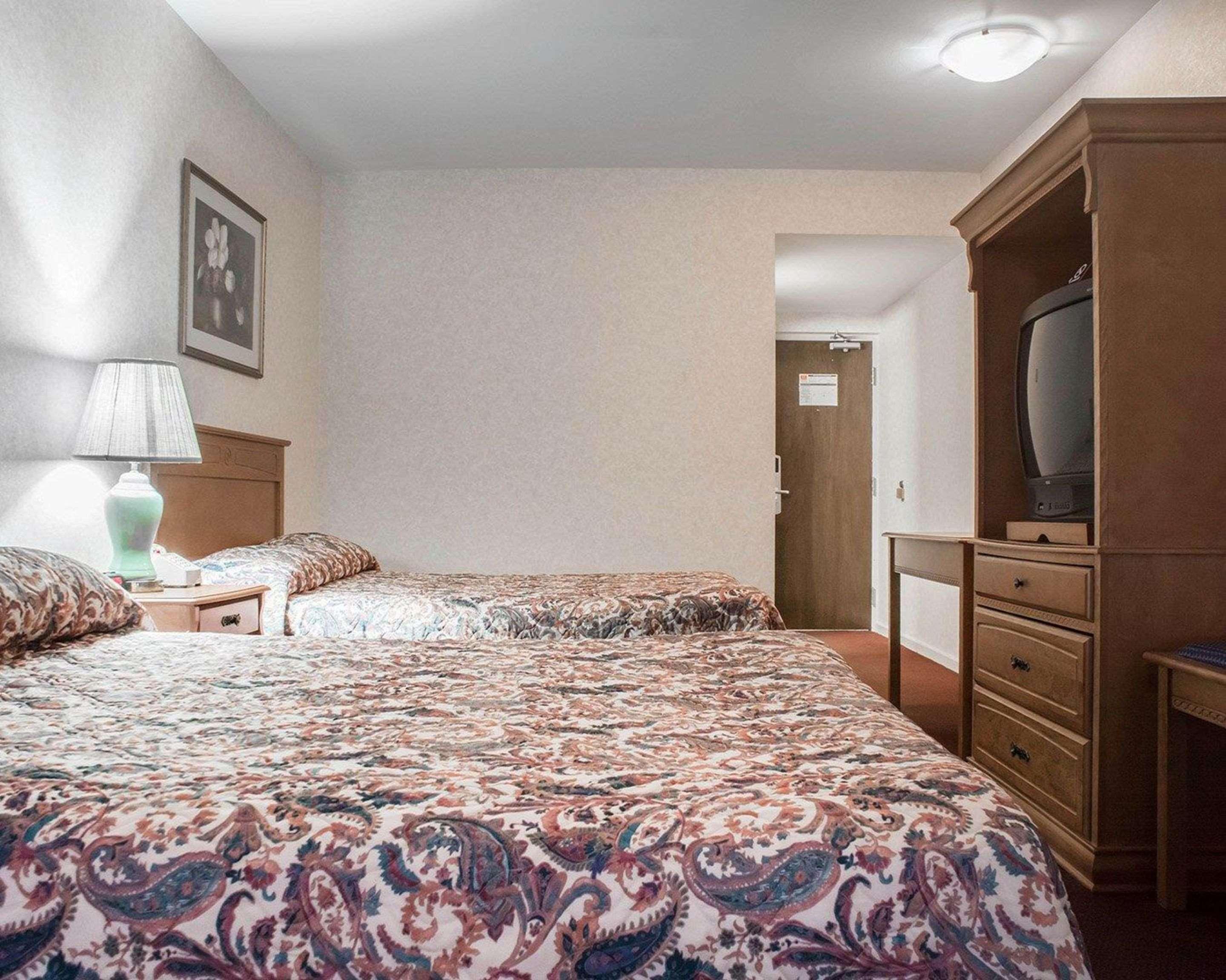 Econo Lodge By The Falls Niagara Falls Exterior foto