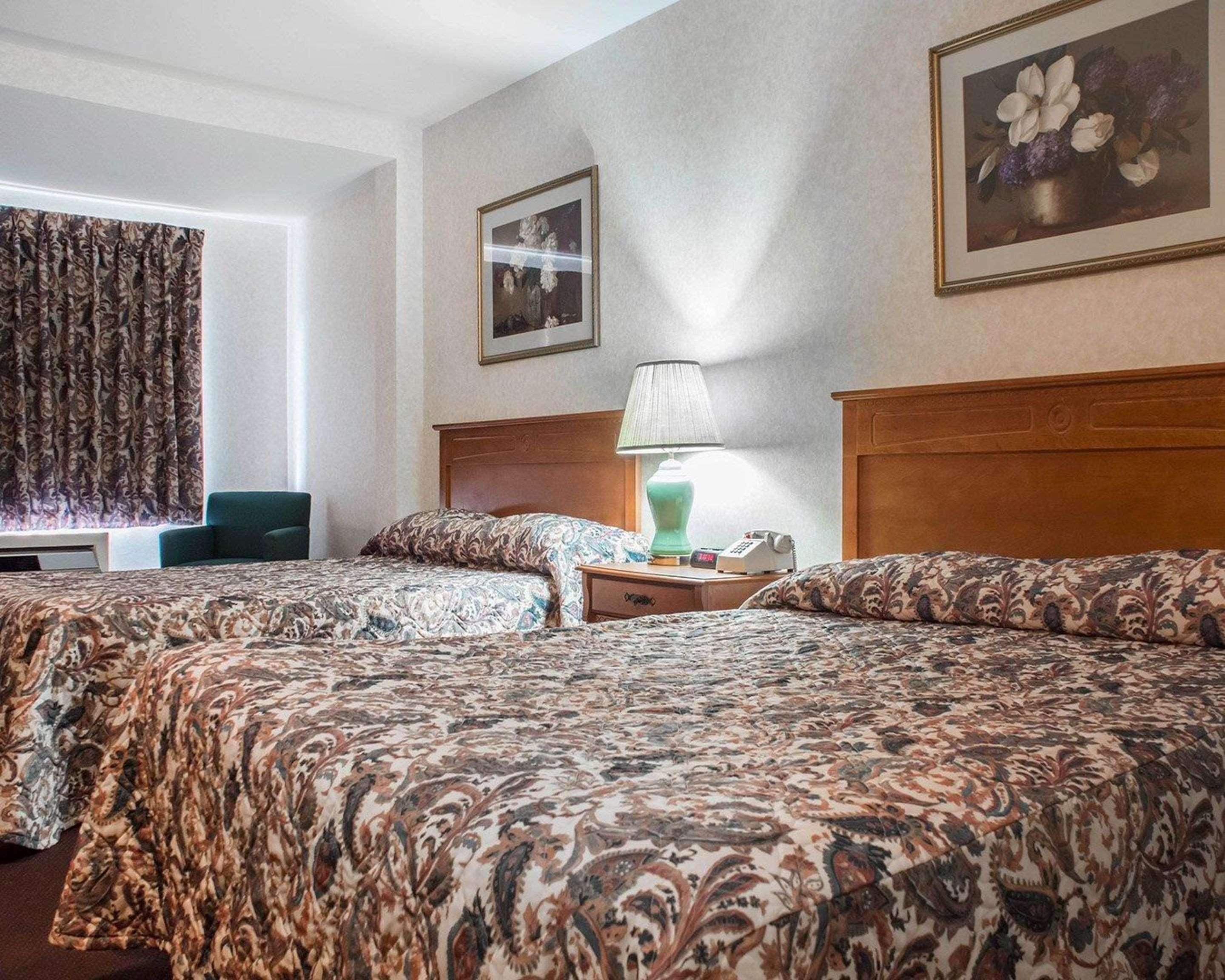 Econo Lodge By The Falls Niagara Falls Exterior foto