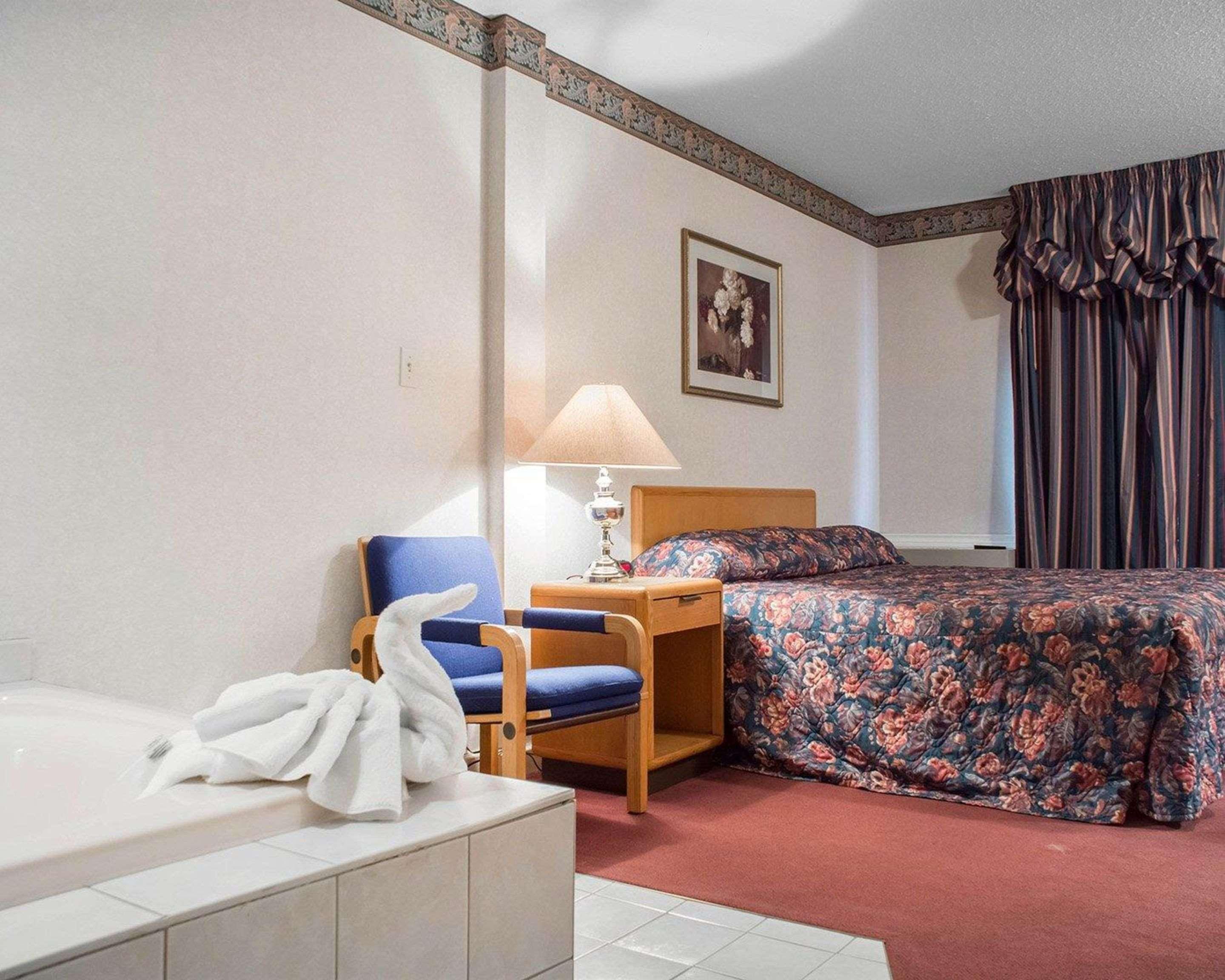 Econo Lodge By The Falls Niagara Falls Exterior foto