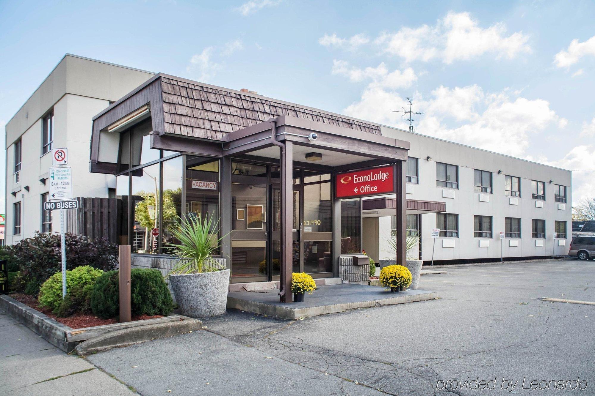 Econo Lodge By The Falls Niagara Falls Exterior foto